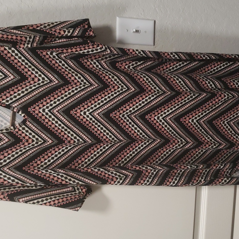 Dress geometric pattern